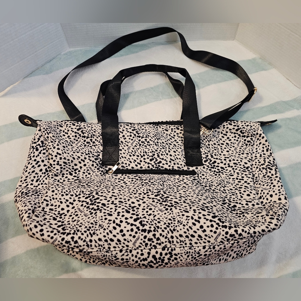Mali + Lili Weekender Travel Bag Cream Black Duffel Bag